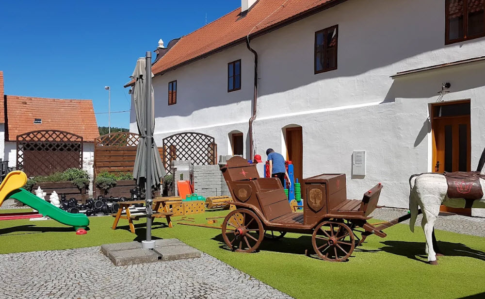 Zámek Hrádek, Czech Republic (Czechia)